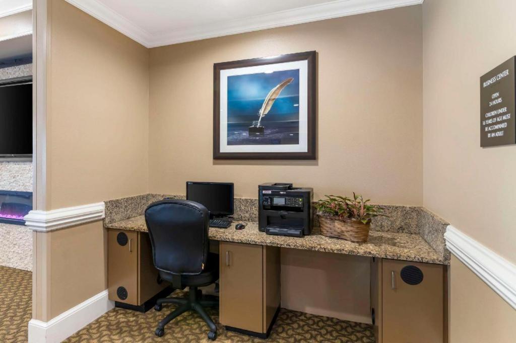Comfort Inn & Suites Tifton Zewnętrze zdjęcie